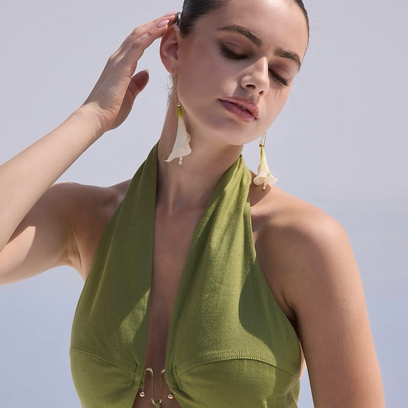 NWT Cult Gaia Calla Cultured Pearl Earrings - Picture 13 of 16